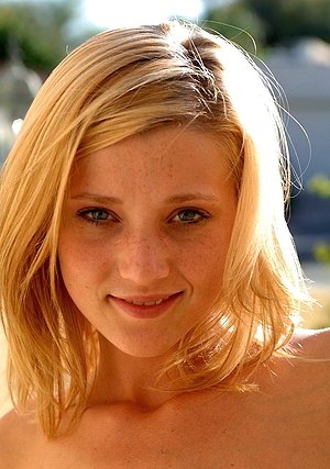 Skirt wearing blonde with a round booty using her toy for pleasure